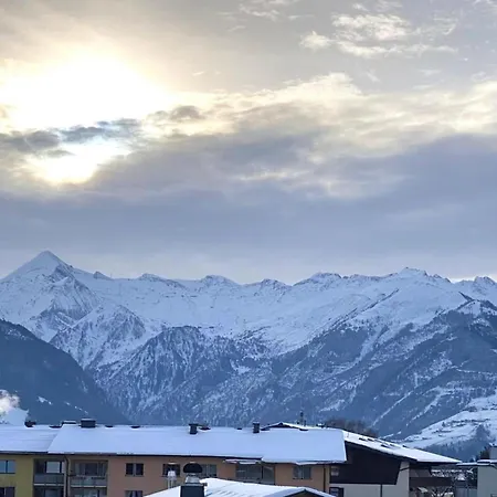 In Zell Am Near Apartment *